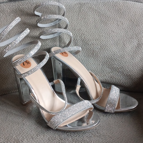 Wild Diva Lounge Spiral Ankle Strap Platform Heels Size 7.5 - Picture 5 of 7
